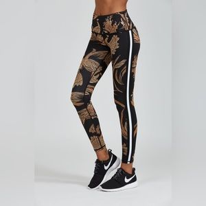 NOLI Yoga Siena Legging